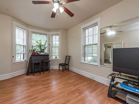 4th image of 2520 Gideon Ave