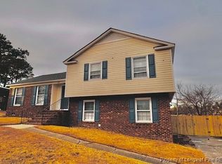 382 Saddle Ridge Rd, Fayetteville, NC 28311