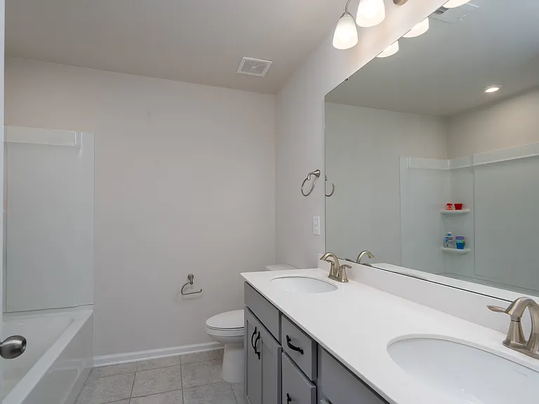 2418 Heathcliff Trl — Photo 11