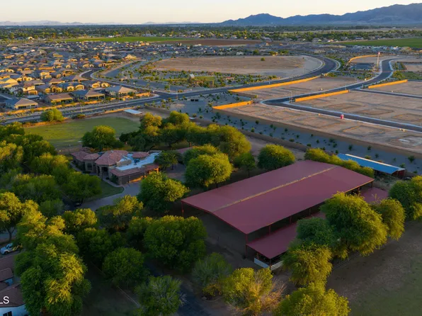 8822 N 172ND Drive, Waddell, AZ 85355