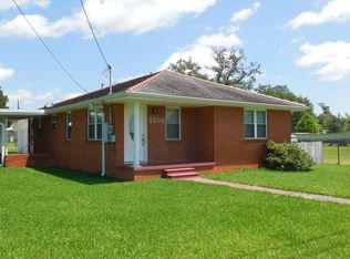 2200 General Pershing St, Violet, LA 70092