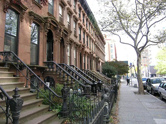 Rented by Townsley & Gay, LLC | media 22