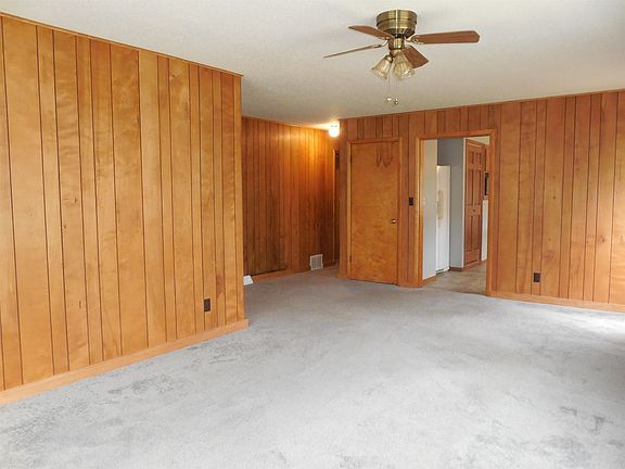 5th image of 479 Deer Ln