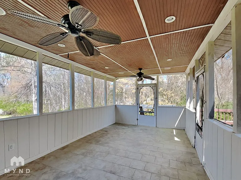 613 Jordan Ridge Ln — Photo 19