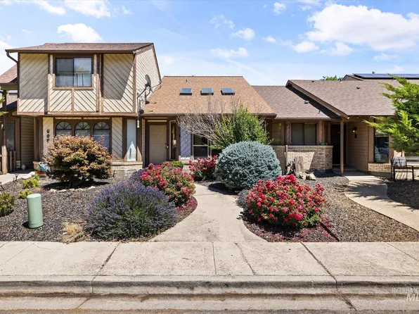 590 N Raymond St, Boise, ID 83704