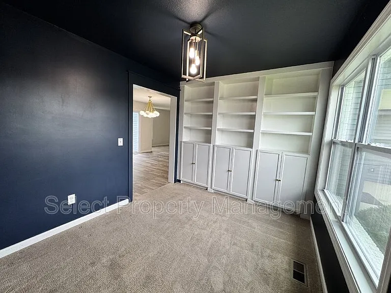 2239 Rittenhouse Pl — Photo 9