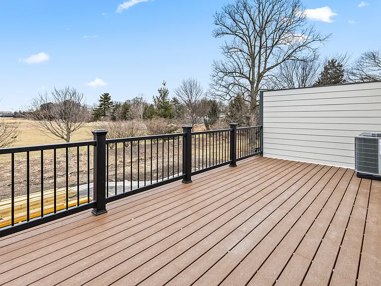 27W280 Bauer Rd — Photo 20