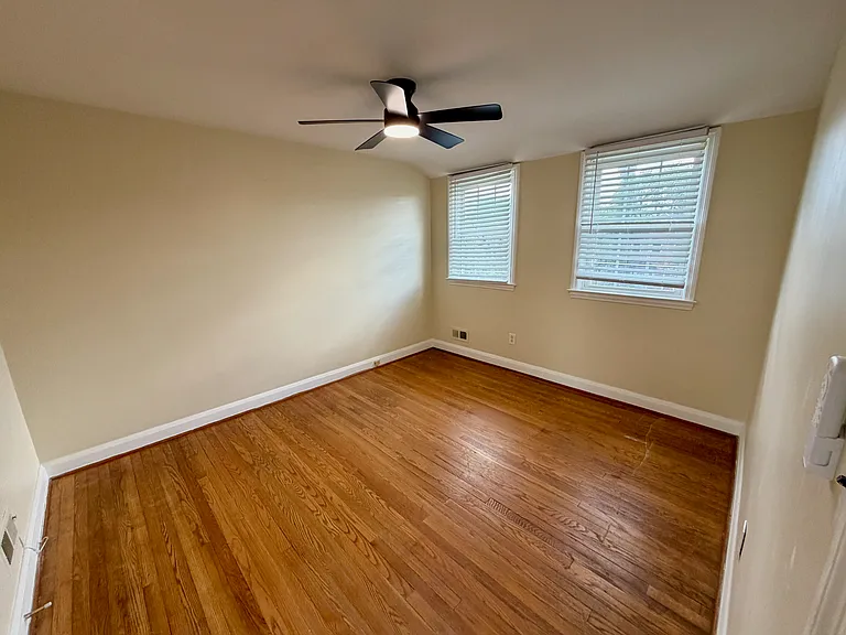 1644 Thetford Rd — Photo 14