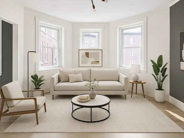 15 Lynde St APT 18, Salem, MA 01970