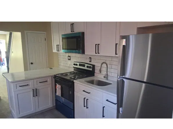 1030 Cherry St, Reading, PA 19602