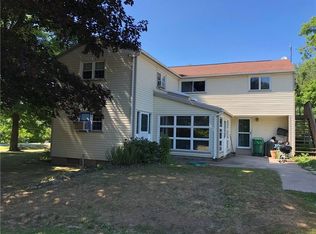 5391 S Holley Rd, Holley, NY 14470