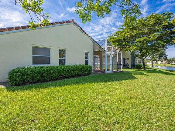 5th image of 8941 Cascades Isle Blvd