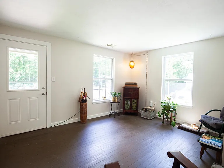 2766 Yeager Rd — Photo 6