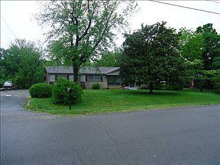 2nd image of 1282 School Ln