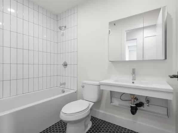 850 West Side Avenue image 13 of 16