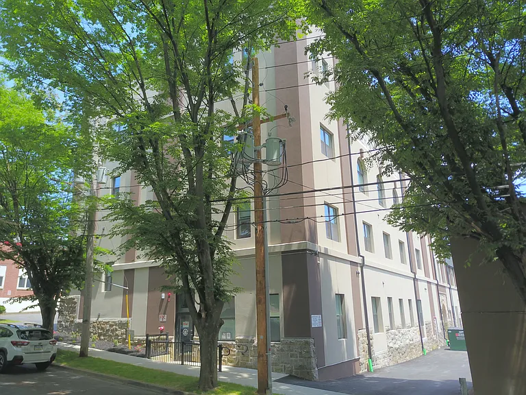 810 Monocacy St #107 — Photo 2