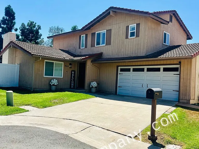 1564 Cavern Point Ct — Photo 1