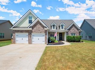 27 Autumn Turn NW, Cartersville, GA 30121