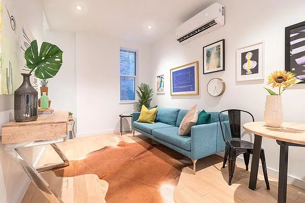 Rented by Bold New York | media 12