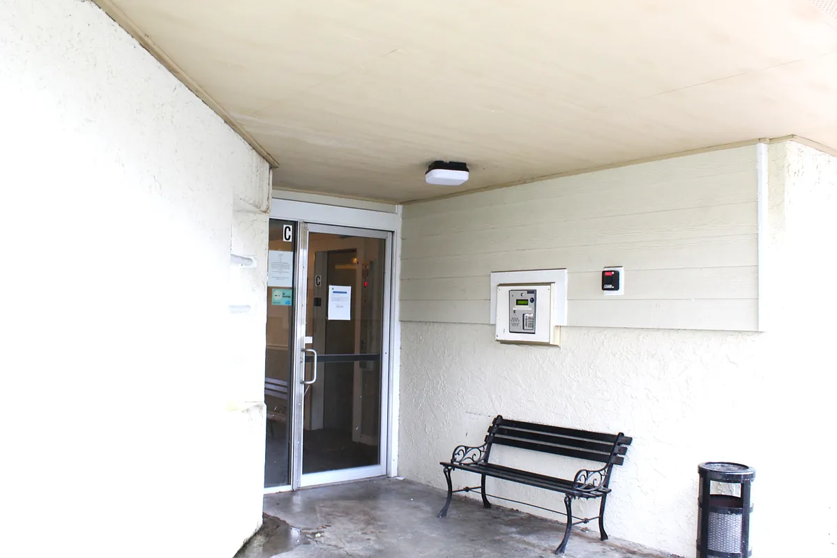 Building Photo - Wedgewood Estates