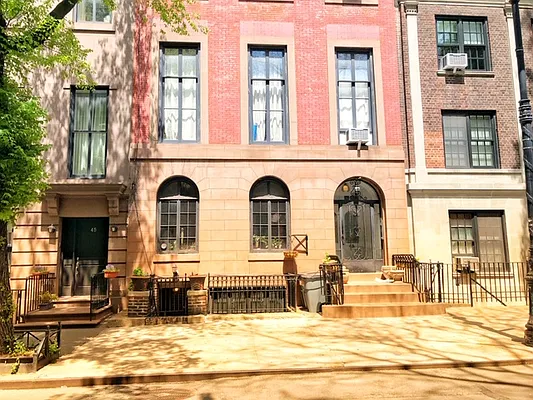 Rented by Friedman Roth Realty | media 19