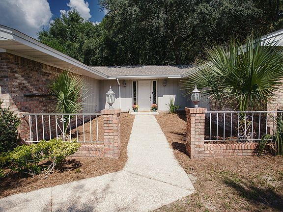 4th image of 119 McEwen Dr