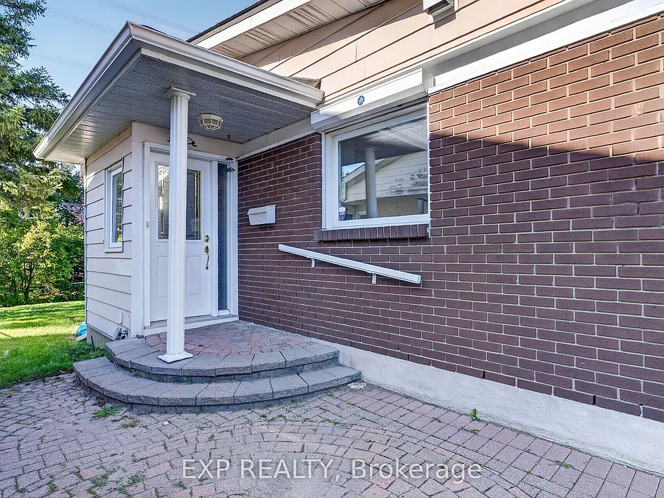 109 Woodfield Dr N
