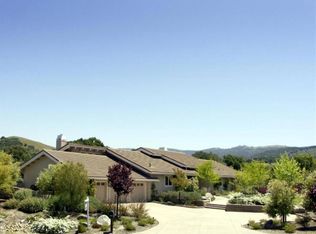 25900 Paseo De Los Robles, Salinas, CA 93908