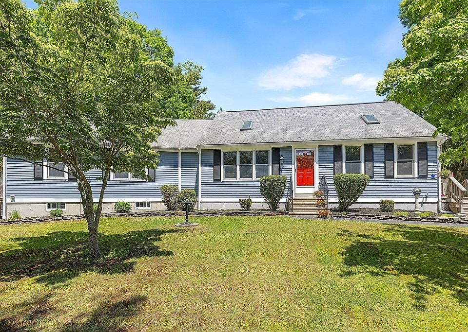 1st image of 71 Cains Hill Dr