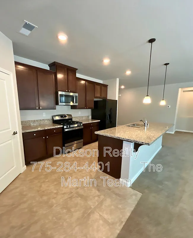 3 bed, 2.0 bath, 1882 sqft, $2,750 — Photo 4