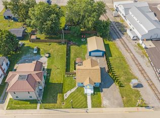405 E Pike St, Jackson Center, OH 45334