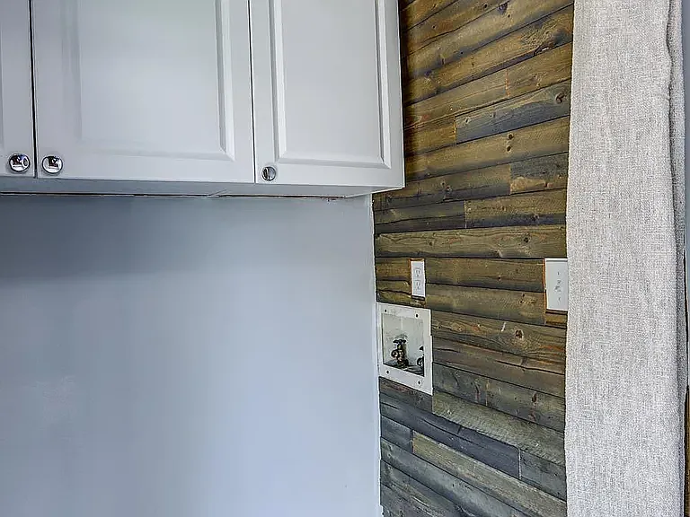 1421 Ashbourne Dr — Photo 13