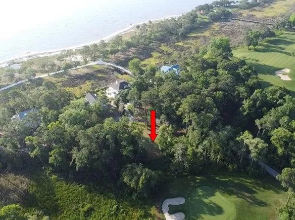 19 Outer Banks Way, Daufuskie Island, SC 29915
