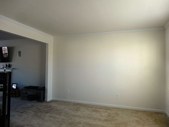 3rd image of 2956 American Eagle Blvd