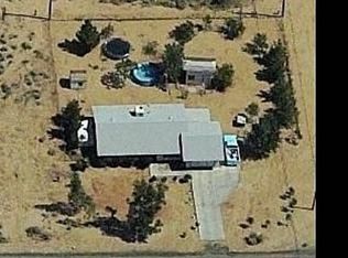 60888 Latham Trl, Joshua Tree, CA 92252
