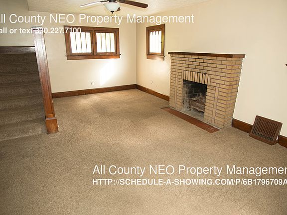 2nd image of 1093 Delia Ave