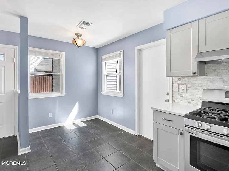 6 Stowe Ct — Photo 14