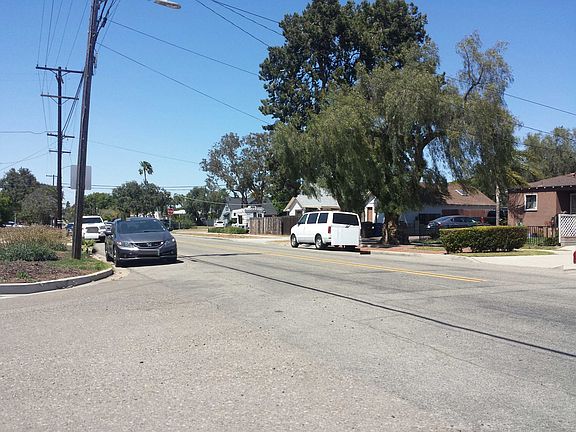 4th image of 709 1st Ave