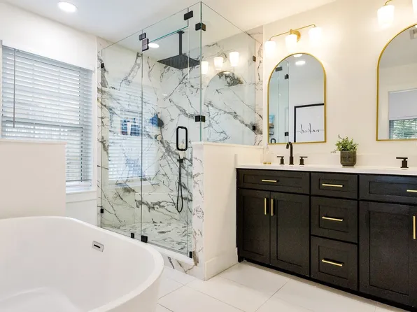 1220 Oxford Ln, Grapevine, TX 76051