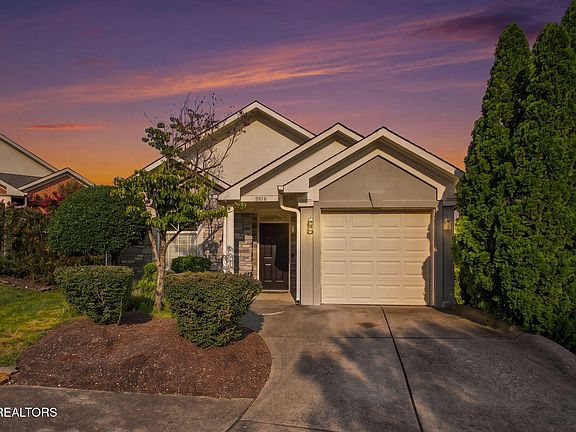 2nd image of 8816 Lennox View Way #10