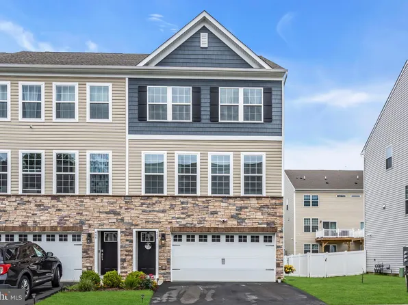 482 Monte Farm Rd, Mount Laurel, NJ 08054