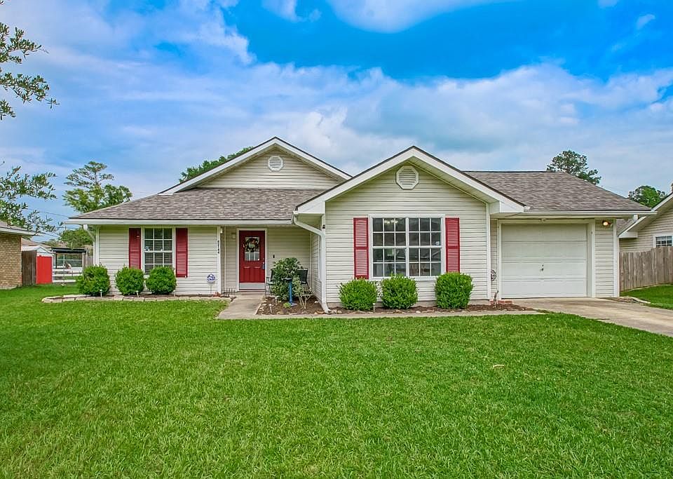 1st image of 42144 Cottonwood Dr