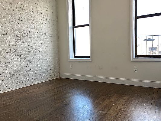 3rd image of 215 E 4th St APT 23