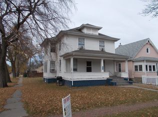222 W 9th St APT 3, Grand Island, NE 68801