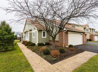 2 Montpelier Cir, Rochester, NY 14618