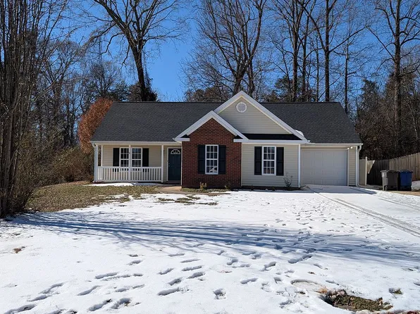 278 Oaksburg Dr, Winston Salem, NC 27107