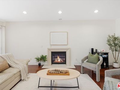 147 N Berendo St #202, Los Angeles, CA, 90004