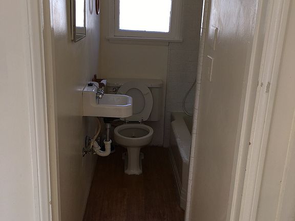 4th image of 271 Anacapa Dr APT B