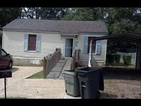 2nd image of 608 Jackson St