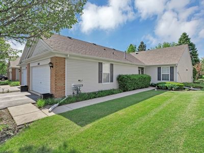 646 S Curran Rd, Round Lake, IL, 60073